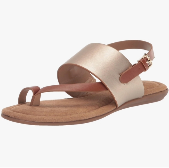 AEROSOLES Shoes - Aerosoles Avea Sandals Gold 8.5